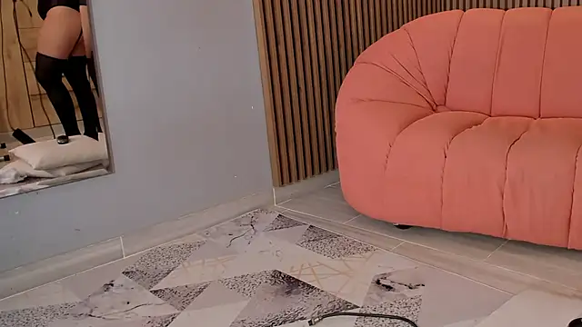 Eilin clio online show from 12-19-24, 12:45