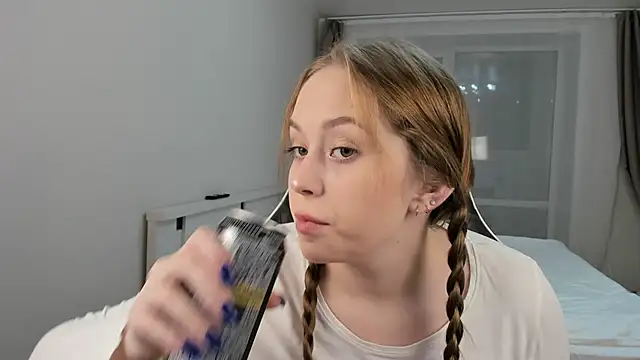 endlesssoffi online show from 12-22-24, 06:37