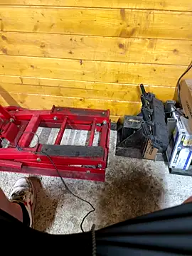 Snapshot of Hugo76578 chatting on 09-16-25, 08:43 Hugo76578 online show from 09-16-25, 08:43