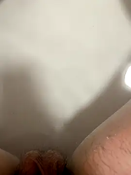 Snapshot of Hugo76578 chatting on 11-07-25, 10:10 Hugo76578 online show from 11-07-25, 10:10