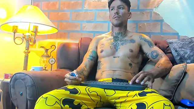 Dylanstonne online show from 02-05-25, 10:12