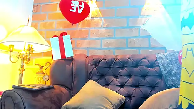 Dylanstonne online show from 02-07-25, 01:25