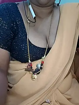 Snapshot of Sexy-Telugunayana2 chatting on 12-17-25, 09:04 Sexy-Telugunayana2 online show from 12-17-25, 09:04