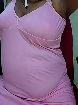 Snapshot of Sexy-Telugunayana2 chatting on 12-18-25, 06:36 Sexy-Telugunayana2 online show from 12-18-25, 06:36