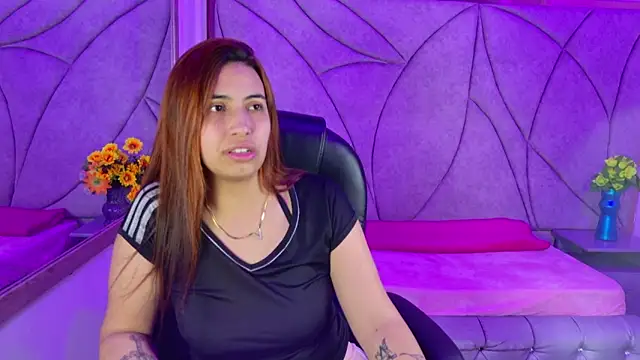 Tammy Blackk online show from 10-28-25, 04:49