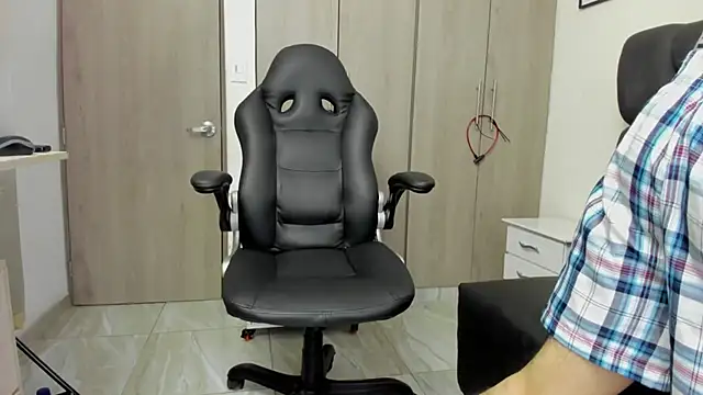 Yef Thin online show from 01-30-25, 03:44