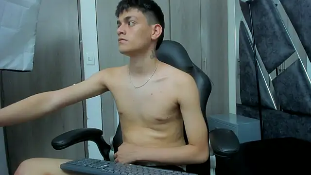 Yef Thin online show from 11-28-25, 03:42