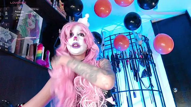 Snapshot of Carla_fcoxx chatting on 10-26-25, 12:44 Carla fcoxx online show from 10-26-25, 12:44