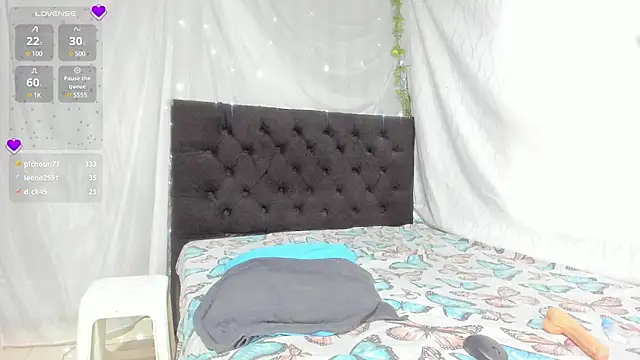 emi henao online show from 03-07-25, 07:27