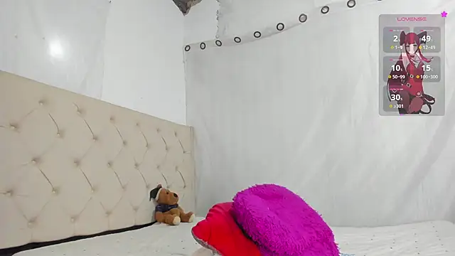 emi henao online show from 04-01-26, 12:50