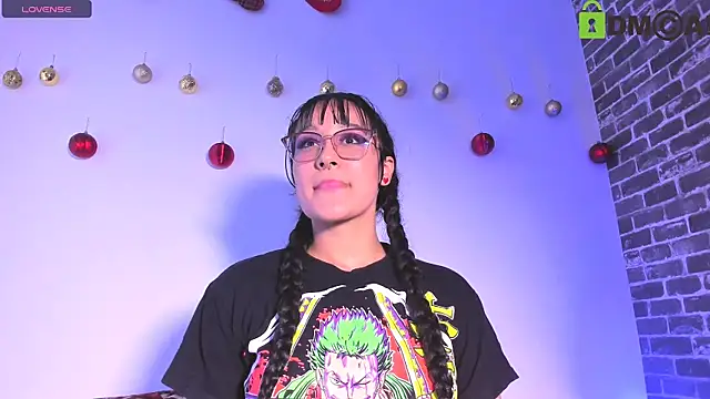 Snapshot of chunn_liioo chatting on 12-27-24, 03:20 chunn liioo online show from 12-27-24, 03:20