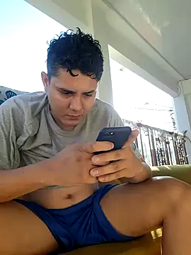 Pink Jazmin online show from 12-09-24, 09:05