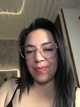 Bella fournier online show from 03-22-26, 04:05