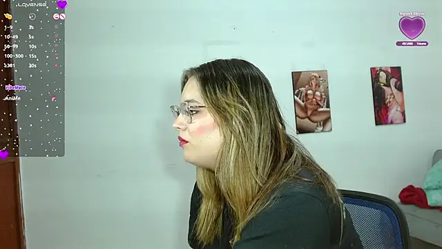 kendallclarkk03 online show from 12-04-24, 07:39