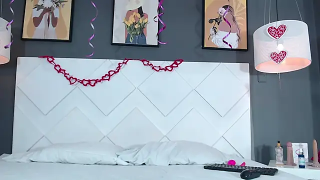 Snapshot of KyleDoom chatting on 09-21-25, 04:58 KyleDoom online show from 09-21-25, 04:58