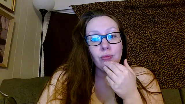 fallonangelxo online show from 01-13-25, 02:07
