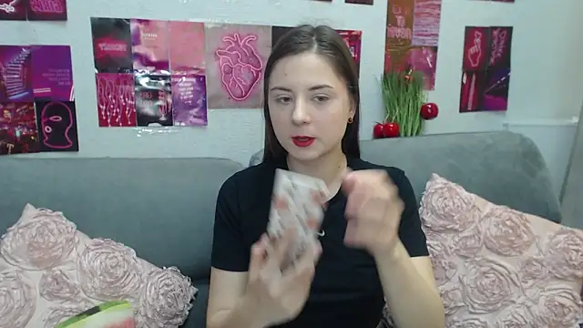 MilanaRoza online show from 04-26-26, 05:05