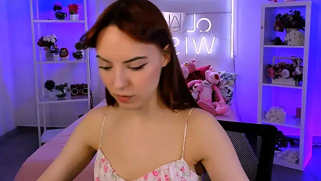 Snapshot of evanellson chatting on 02-08-25, 08:31 evanellson online show from 02-08-25, 08:31