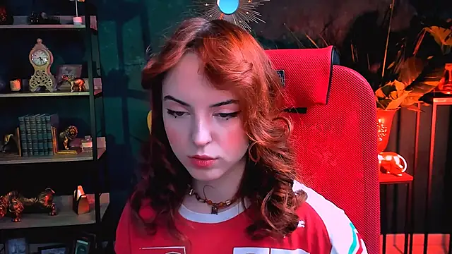 Snapshot of evanellson chatting on 02-18-25, 12:17 evanellson online show from 02-18-25, 12:17