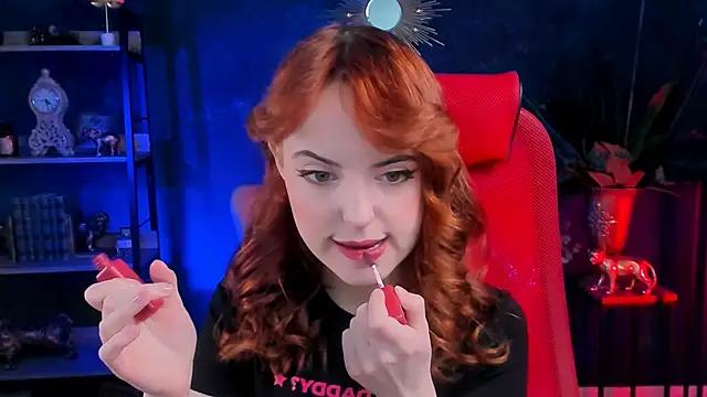 Snapshot of evanellson chatting on 02-26-25, 04:45 evanellson online show from 02-26-25, 04:45