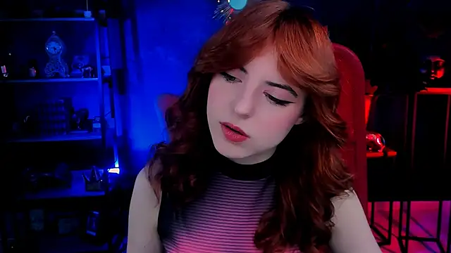 Snapshot of evanellson chatting on 02-27-25, 03:15 evanellson online show from 02-27-25, 03:15