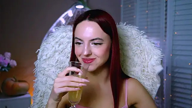 Snapshot of evanellson chatting on 11-02-25, 10:28 evanellson online show from 11-02-25, 10:28