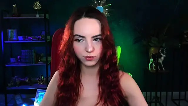 Snapshot of evanellson chatting on 12-15-25, 12:53 evanellson online show from 12-15-25, 12:53