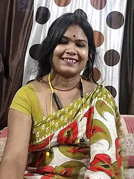 Snapshot of yoursweety09 chatting on 05-07-26, 01:55 yoursweety09 online show from 05-07-26, 01:55