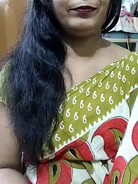 Snapshot of yoursweety09 chatting on 06-12-26, 06:34 yoursweety09 online show from 06-12-26, 06:34