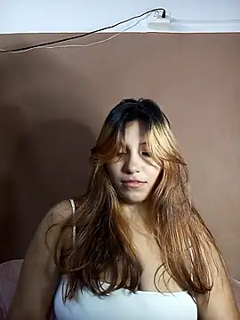 naomililu online show from 04-22-26, 03:20