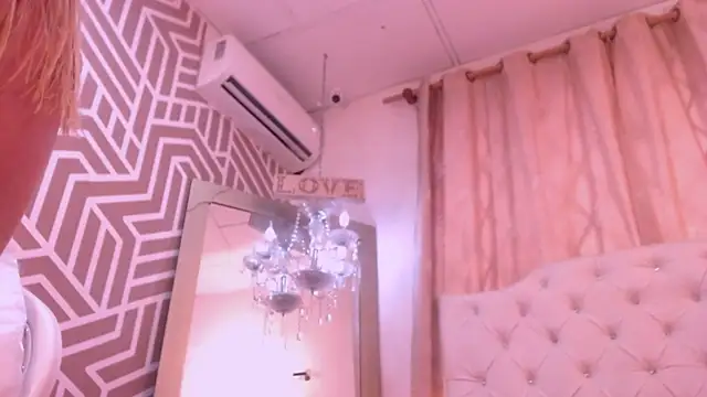 SashaDurante online show from 04-23-26, 12:29