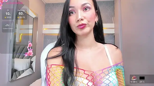 Snapshot of JessicaMilan chatting on 03-21-25, 04:06 JessicaMilan online show from 03-21-25, 04:06