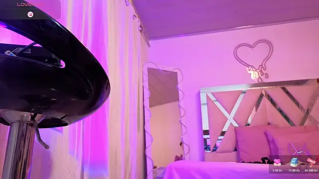 Laylafoxy tay online show from 10-14-25, 03:18