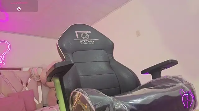 Laylafoxy tay online show from 11-27-25, 03:41