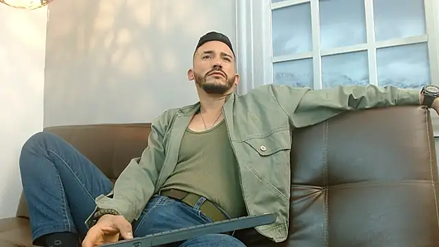 Reiko 85  online show from 03-07-25, 01:42