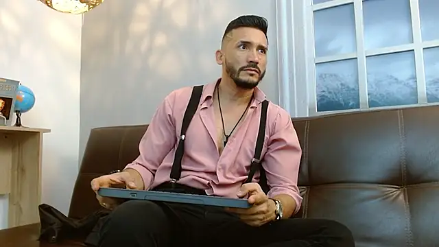 Reiko 85  online show from 03-07-25, 07:16