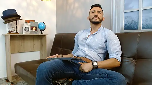 Reiko 85  online show from 03-11-25, 07:36