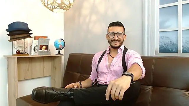 Reiko 85  online show from 03-13-25, 07:39