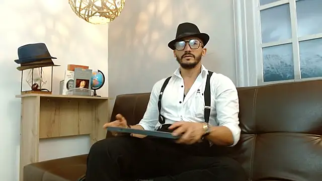 Reiko 85  online show from 03-19-25, 07:49