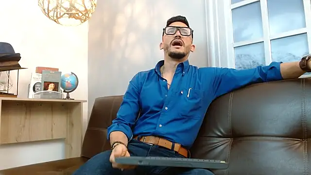 Reiko 85  online show from 03-21-25, 07:24