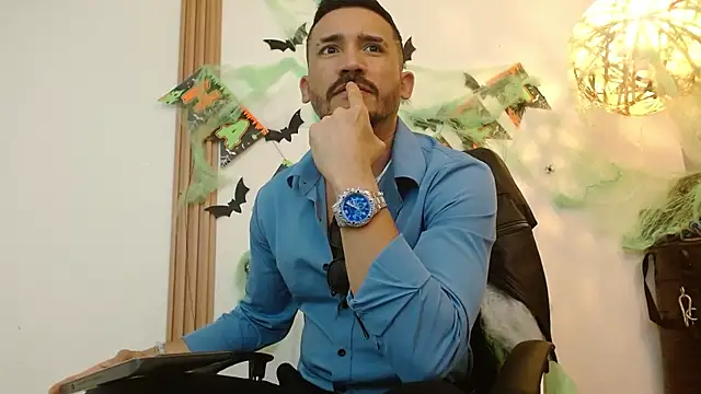 Reiko 85  online show from 10-13-25, 08:09