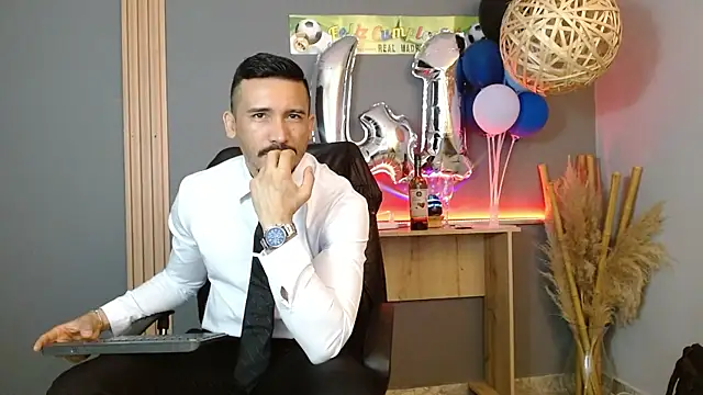 Reiko 85  online show from 04-24-26, 02:52