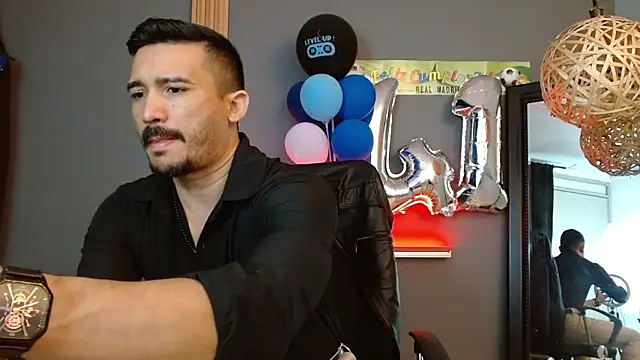 Reiko 85  online show from 04-28-26, 02:44