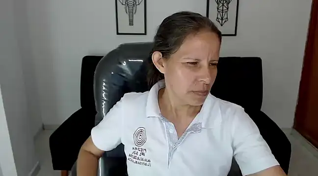 Milf karlye online show from 12-20-24, 03:14