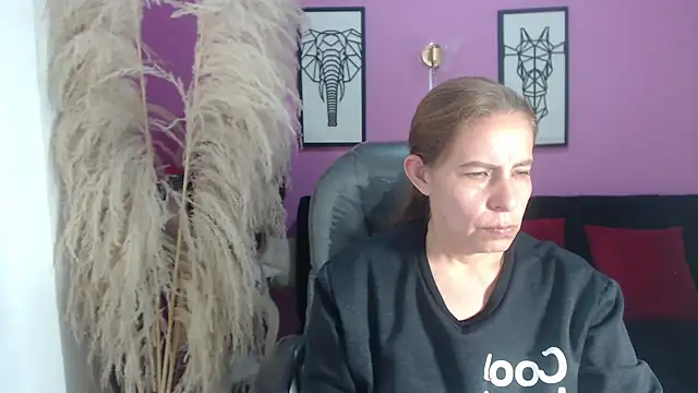 Milf karlye online show from 09-10-25, 02:11