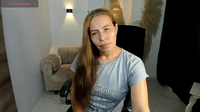 Milf karlye online show from 02-19-26, 04:19