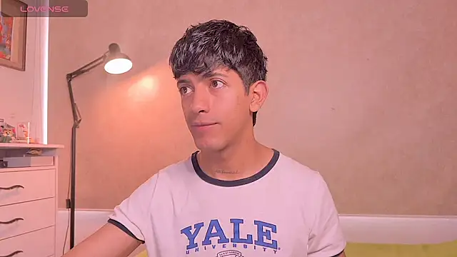 teobowny  online show from 04-07-26, 04:07