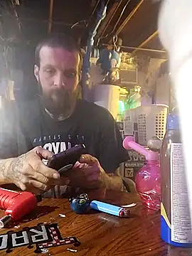 Whipit323 online show from 12-22-24, 11:22