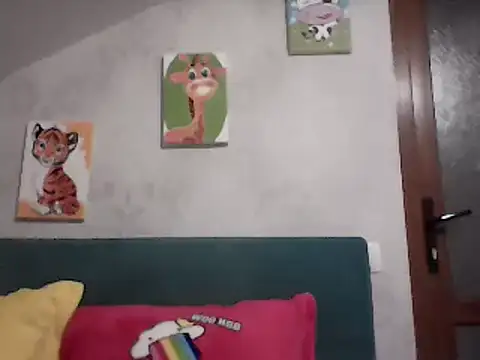 Snapshot of AmberElixir chatting on 02-08-25, 07:49 AmberElixir online show from 02-08-25, 07:49