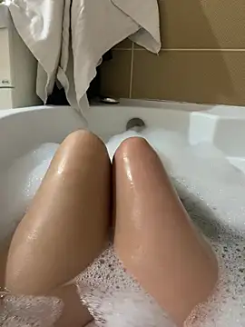 Snapshot of AmberElixir chatting on 03-18-25, 09:32 AmberElixir online show from 03-18-25, 09:32